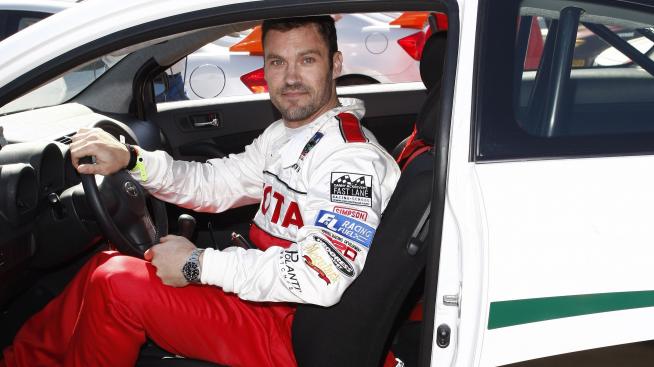 По примера на Меган Фокс – Брайън Остин Грийн също с ново гадже