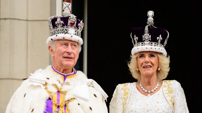 Новите крал и кралица – официални портрети на Чарлз и Камила след коронацията