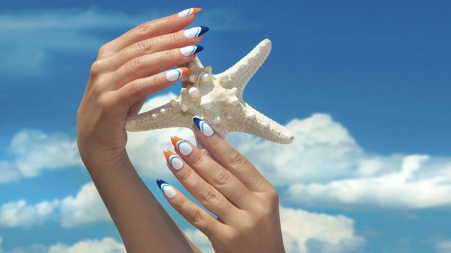 Маникюр за лятото - дизайните, които да си направите за ваканцията