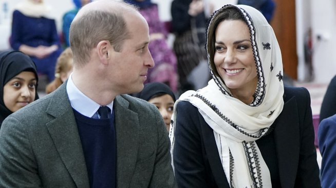 Кейт Мидълтън се забули за специална среща с доброволци