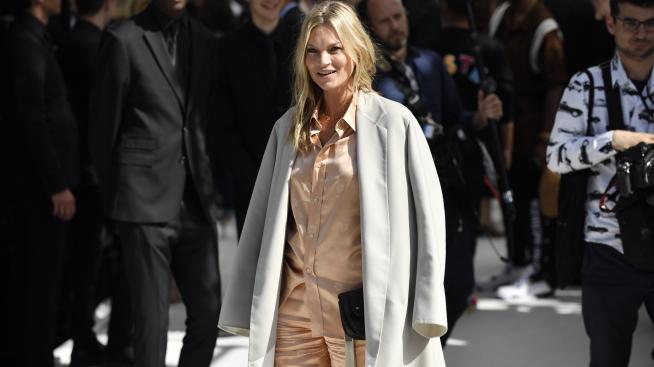 Кейт Мос в Париж след рождения ден 