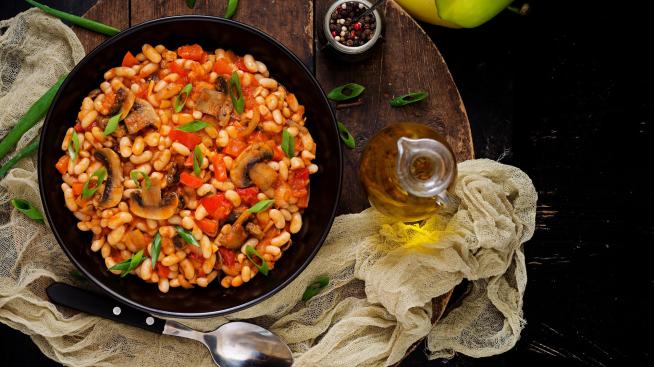 Коледни пости: Боб с гъби