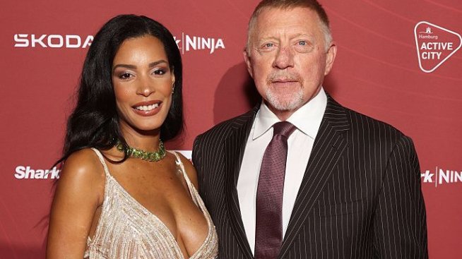 Борис Бекер изведе на първа разходка новородената си дъщеря