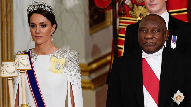 „Ужасният“ нов портрет на Кейт Мидълтън потресе кралските фенове