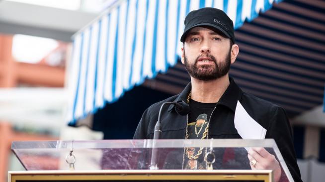 Еминем отпразнува 12 години трезвеност