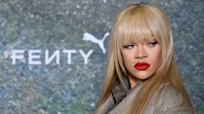 Пълна промяна – Риана се похвали с нова прическа и нов цвят