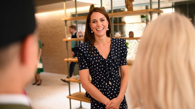 Кейт Мидълтън се завърна към кралските си задължения