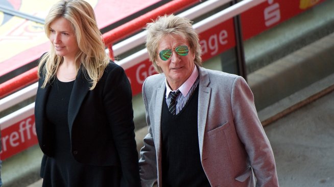 Род Стюарт се врече във вярност на Пени Ланкастър за пореден път 