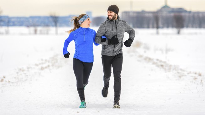 Фитнес през зимата – 13 съвета за пълноценна тренировка навън
