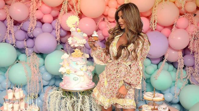 Дъщеричката на Гущерови стана на 1 г. 