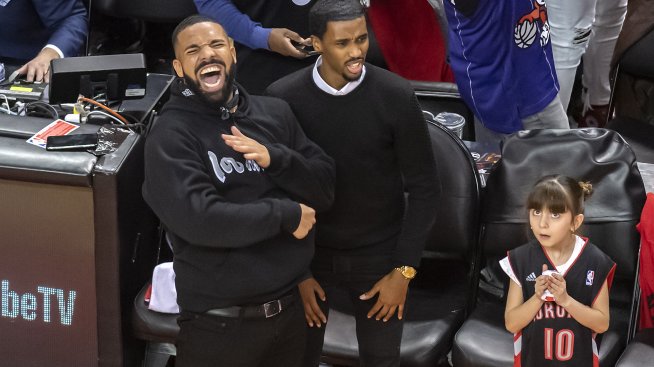 Дрейк спечели над 2 милиона от Супербоул, реши да ги дари на фен