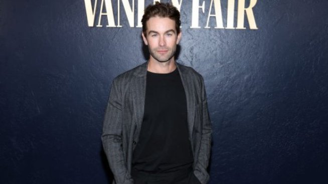 Чейс Крауфорд и Келси Мерит потвърдиха романса си с целувка