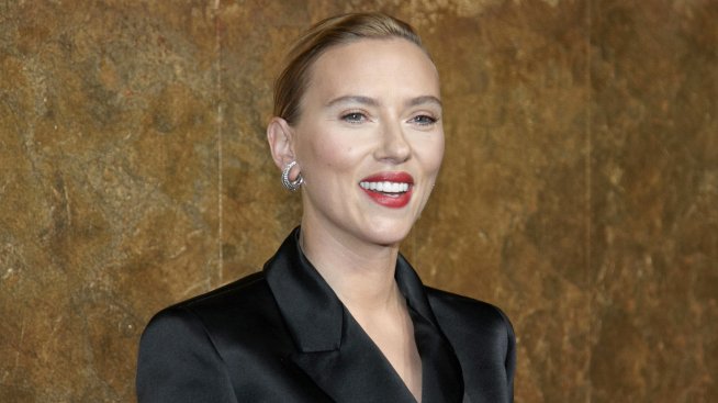 Скарлет Йохансон се оплака от 2-годишния си син