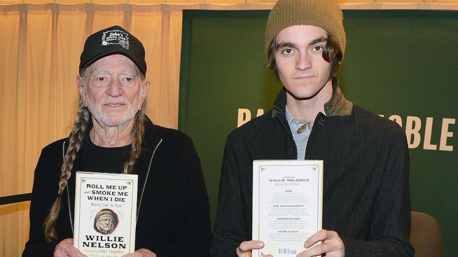 Легендата на кънтри музиката Уили Нелсън ще издава албум на 91!