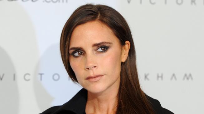 Виктория Бекъм с перфектния панталон за романтична среща