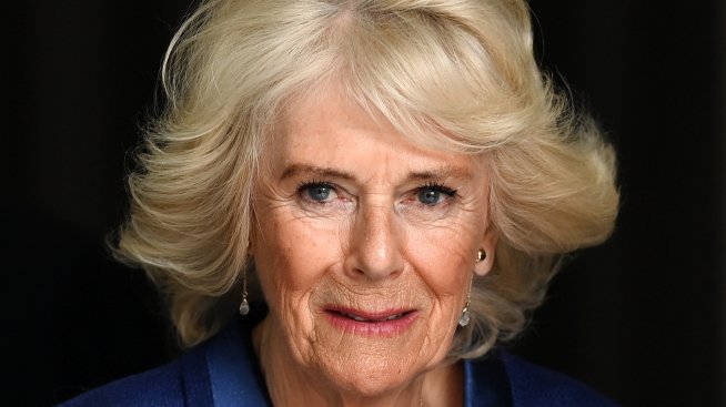 Херцогиня Камила изпрати тайно съобщение до Меган Маркъл