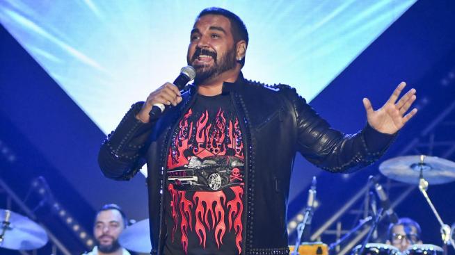 Азис в социалните мрежи: Вие нали сте убавци!