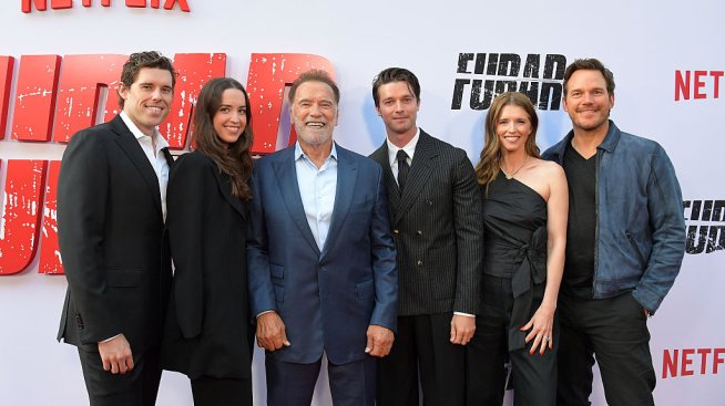 Обичан или мразен – какви са отношенията на извънбрачния син на Арнолд Шварценегер със семейството на актьора