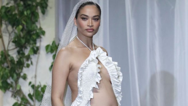 Шанина Шейк показа новородения си син