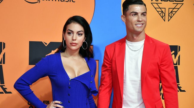 Джорджина и Роналдо разкриха пола на близнаците 