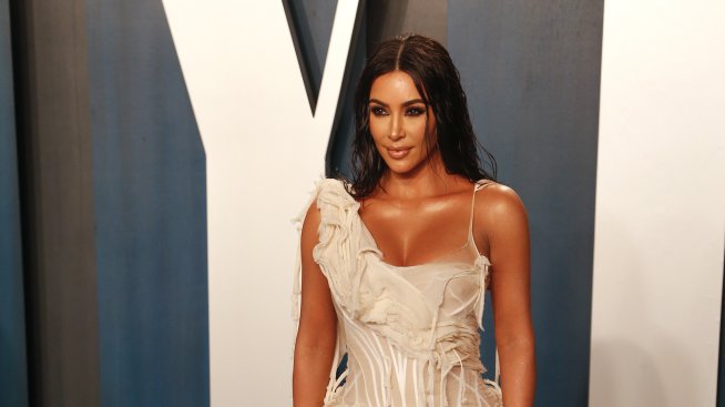 Пийт Дейвидсън отпразнува рождения си ден с Ким Кардашян в дома на Крис Дженър