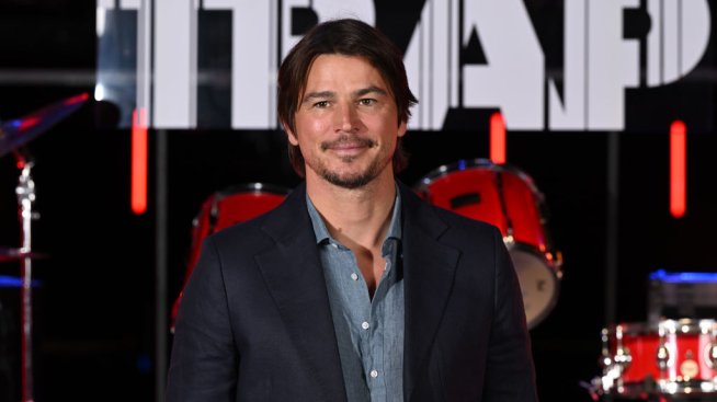 Джош Хартнет е в болница след сблъсък с полицията