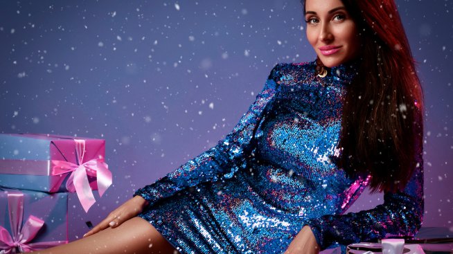 Празнични тоалети – рокля с холографски ефект 