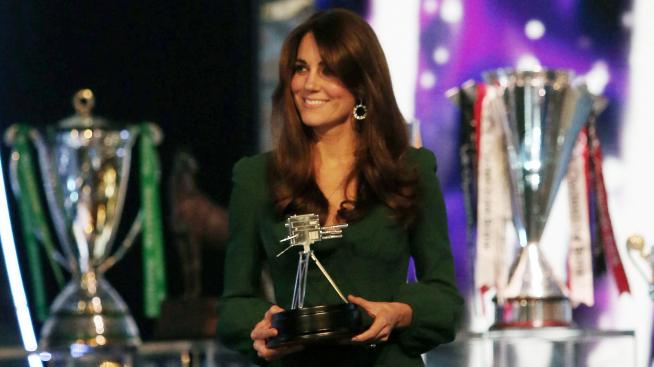 Кейт Мидълтън с летен цвят на косата