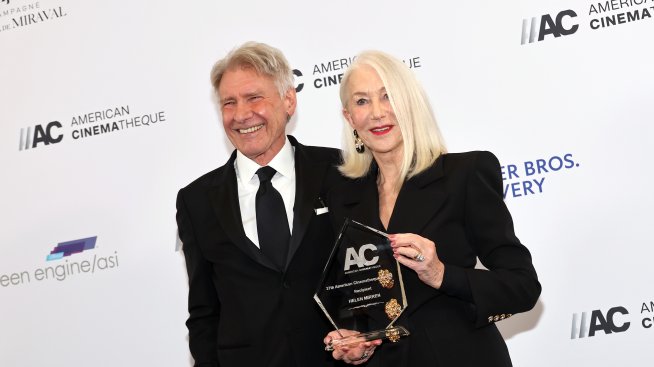 Хелън Мирън се наслаждава на любовните сцени с Харисън Форд