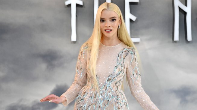 Готви ли се за сватба Аня Тейлър-Джой?