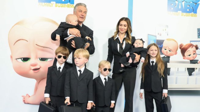 Едногодишният син на Хилария и Алек Болдуин постъпи в болница