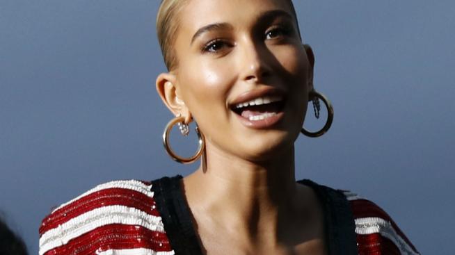 Морето – лекът на Хейли Бийбър за по-хубава кожа 