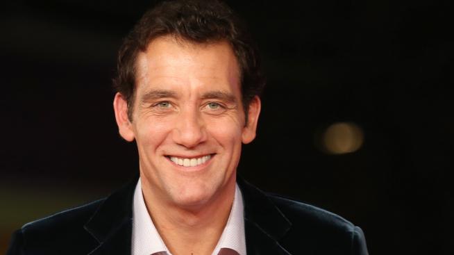 Клайв Оуен става Бил Клинтън