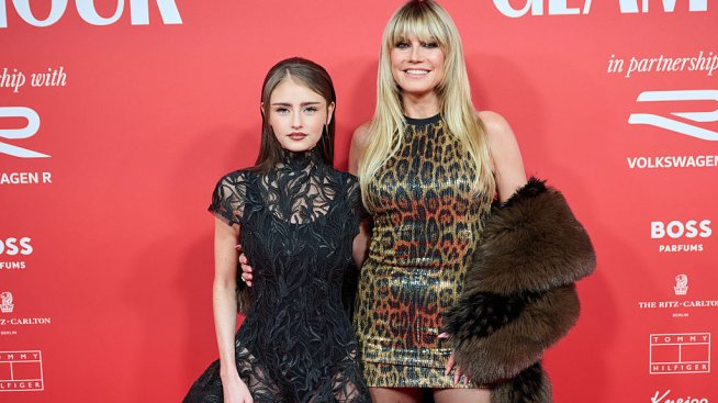 Хайди Клум и дъщеря ѝ Лени отново се разголиха 