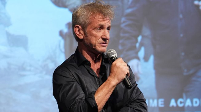 Шон Пен си хвана нова приятелка – молдовка, която е по-млада от дъщеря му