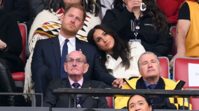 Устойчива мода – Меган Маркъл заложи на старо палто със специално значение