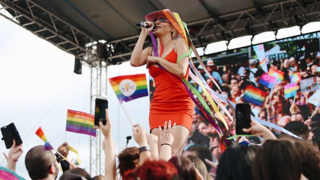 Мила Роберт отбелязва важна годишнина