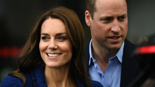 Принц Уилям и Кейт Мидълтън отдават почит на лейди Ди в САЩ