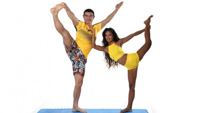 Джоан и Дани – тандем в йогата и любовта