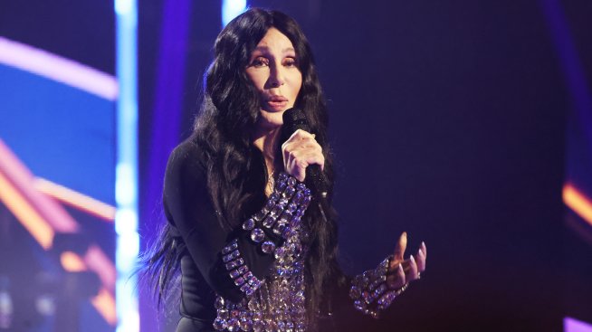 Шоуто на Victoria's Secret се завръща със специалното участие на Шер