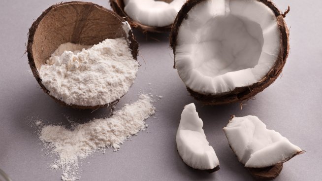Кокосово брашно - по-здравословна алтернатива на обикновеното