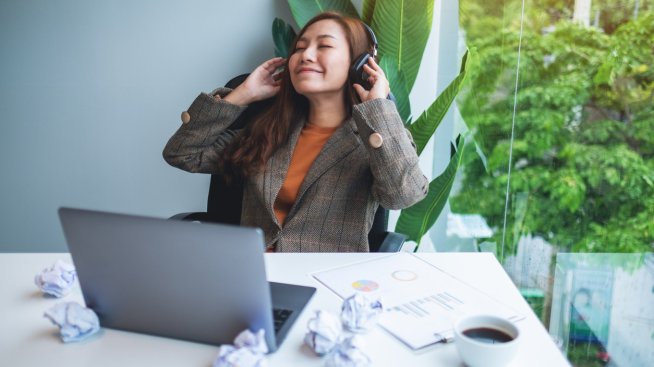 Как една песен на рапъра Logic успя да спаси хиляди животи?