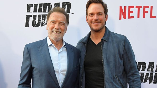 Зетят на Арнолд Шварценегер се разголи за рождения си ден