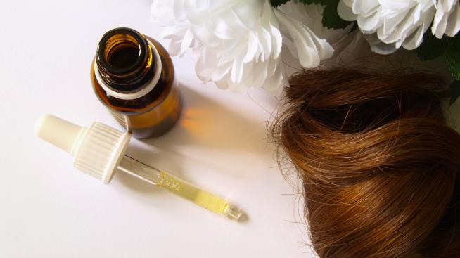Олио за коса – как да го използвате правилно?