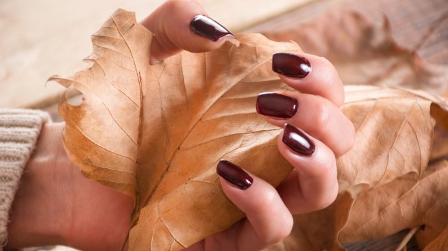 Есенен маникюр: Изпробвайте лачени нокти