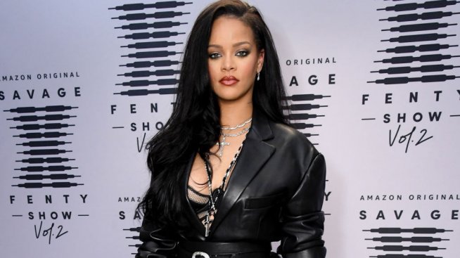 На вечеря по нощница: Дами и господа, това е Риана!