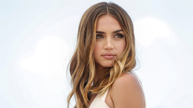 Ана де Армас я няма, тук е само Мерилин Монро