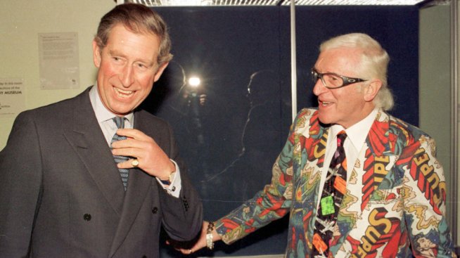 Британска хорър история: Принц Чарлз търсил съвети от педофила Джими Савил