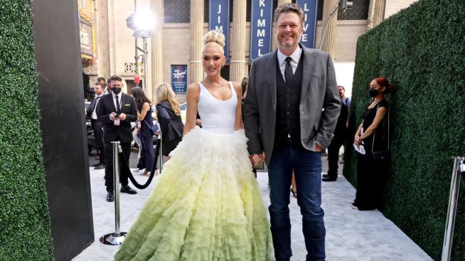 Гуен Стефани изненада Блейк Шелтън на сцената