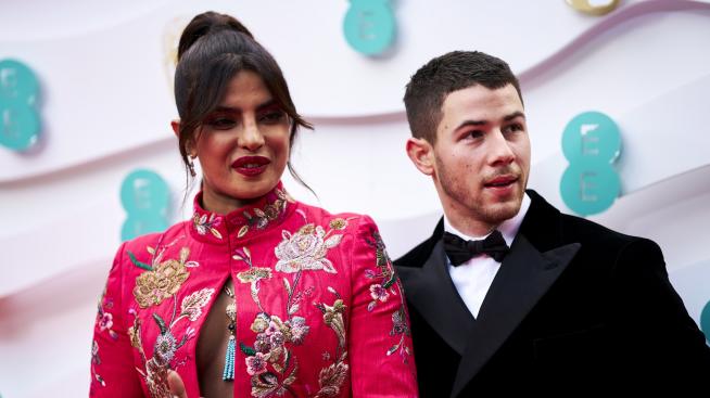 Приянка Чопра с два невероятни тоалета на наградите БАФТА